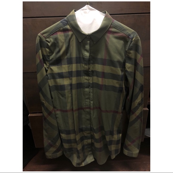 burberry button up womens